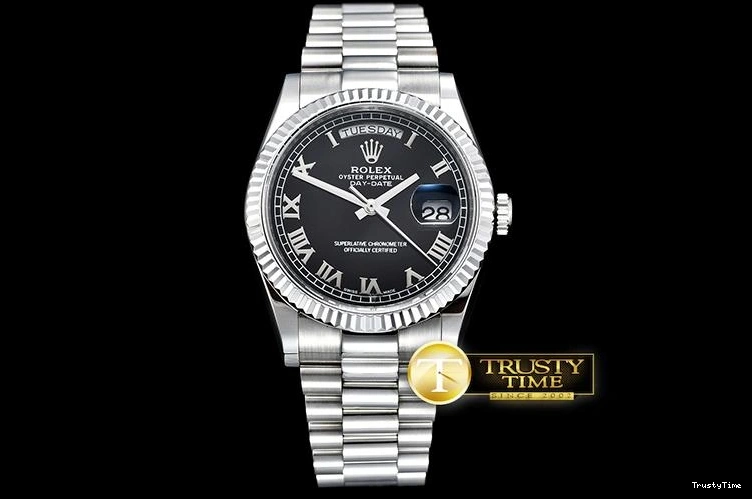 0915 RDD0215C – DayDate 36mm Affordable 686